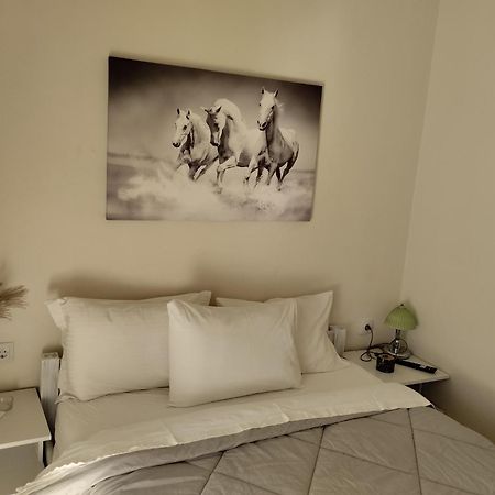 Sea Waves Apartments เนอา เอปิดาวรอส ภายนอก รูปภาพ