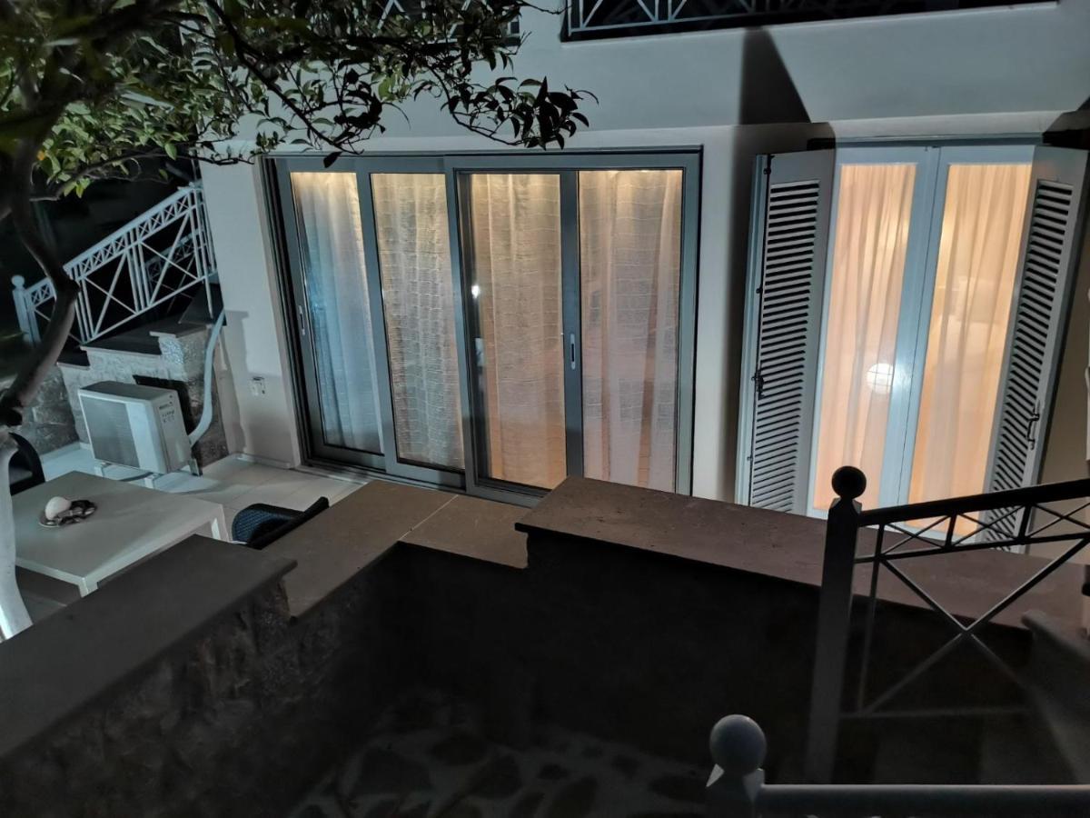 Sea Waves Apartments เนอา เอปิดาวรอส ภายนอก รูปภาพ