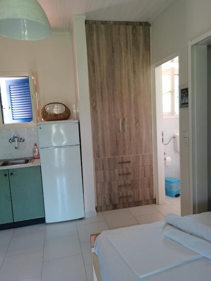 Sea Waves Apartments เนอา เอปิดาวรอส ภายนอก รูปภาพ